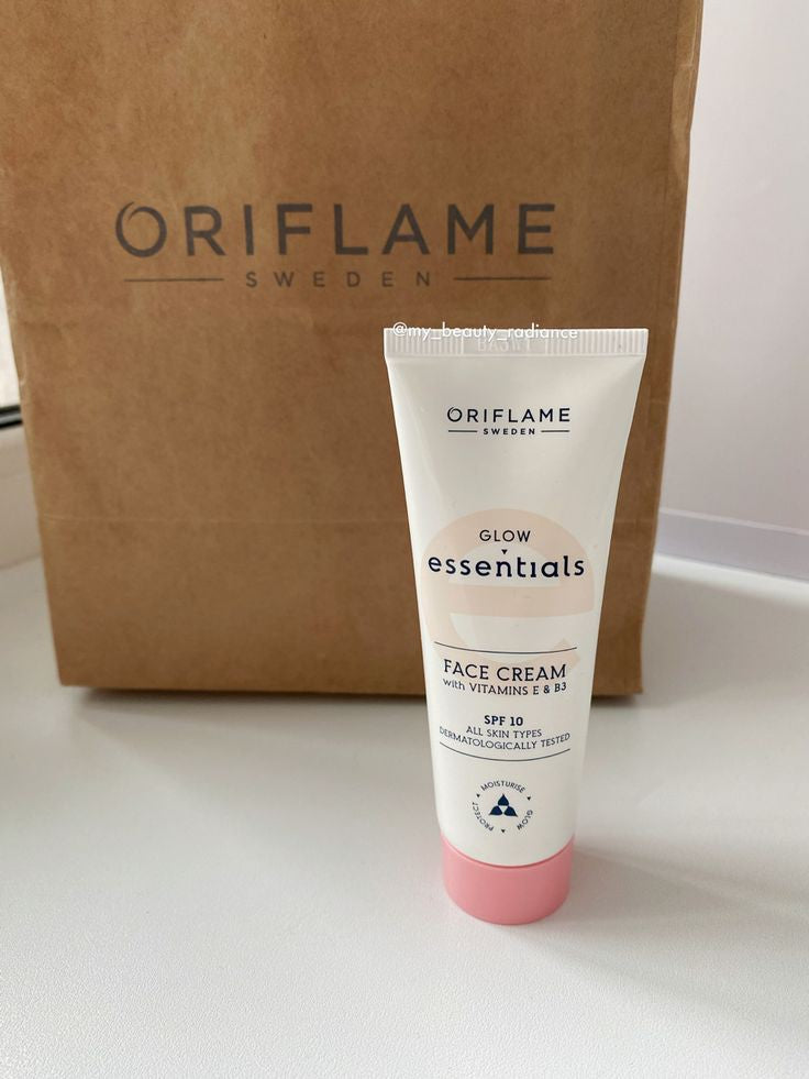 Glow Essentials Face Cream with Vitamins E & B3 SPF 10